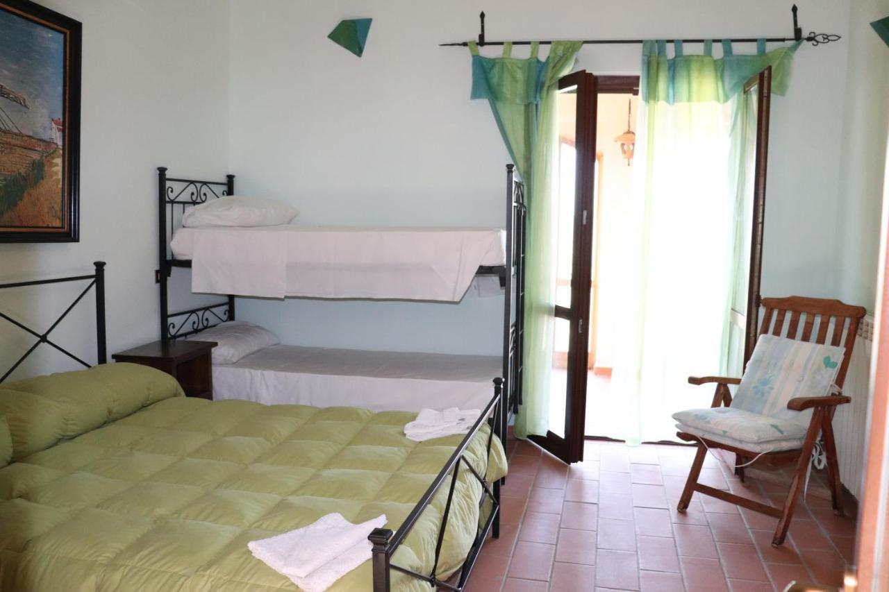 Gualdo Cattaneo B&B Casale Roshlee מראה חיצוני תמונה