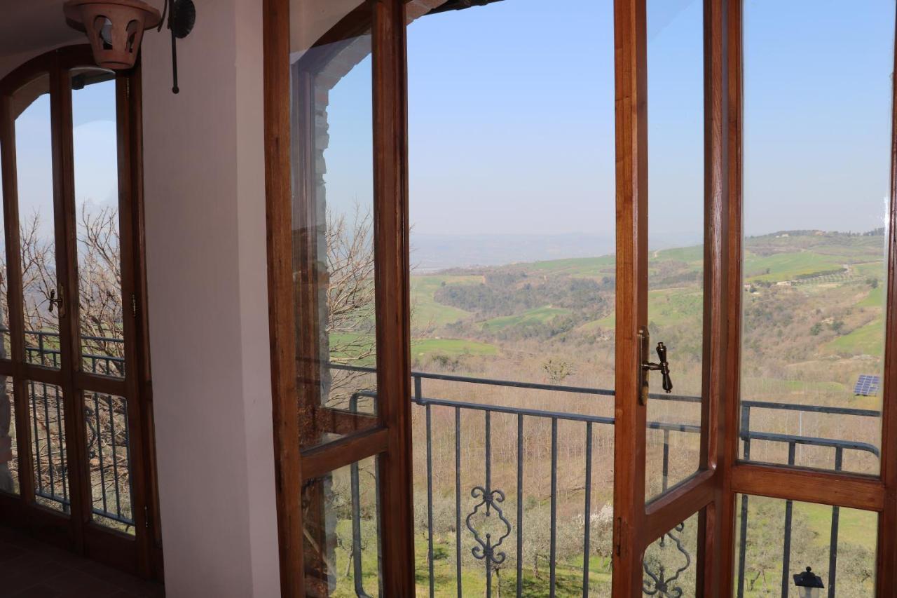 Gualdo Cattaneo B&B Casale Roshlee מראה חיצוני תמונה