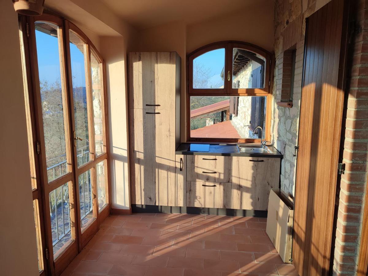 Gualdo Cattaneo B&B Casale Roshlee מראה חיצוני תמונה
